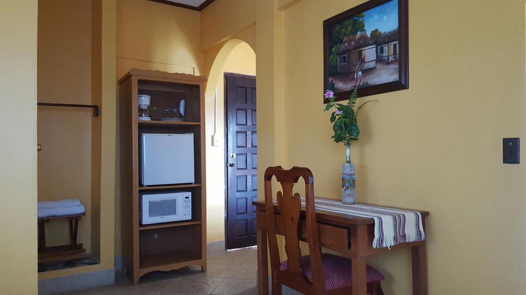 Martha'S Guesthouse San Ignacio Exteriér fotografie